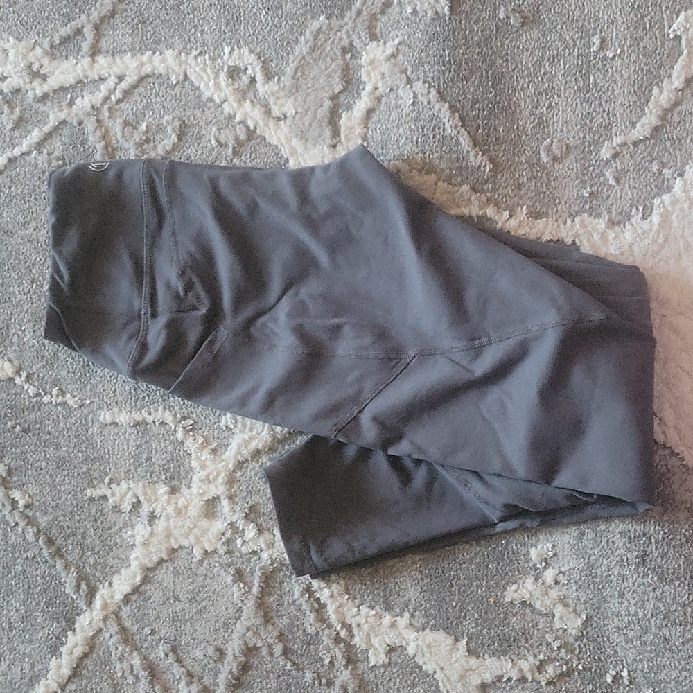 TYC leggings: size: small/6, color: grey